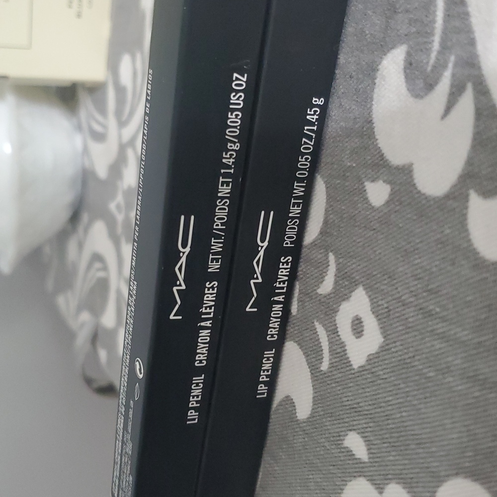 MAC Cosmetics Lip Liner - Soar X 2 - Picture 2 of 3